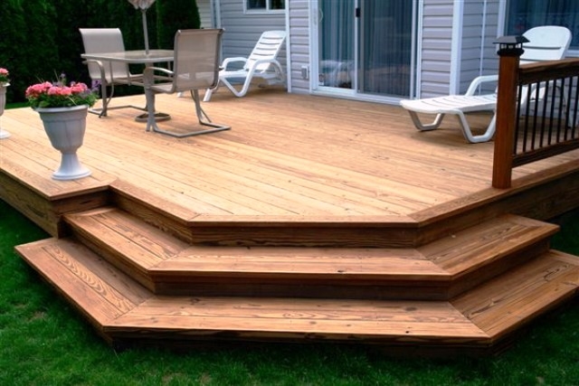 Deck Installation and Stairs in Northbrook IL